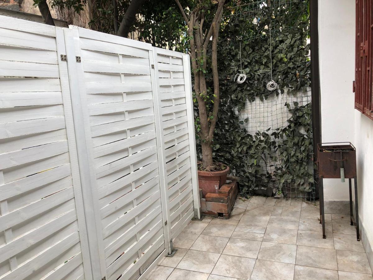 Apartamento La Casa Del Vicolo Catania Exterior foto